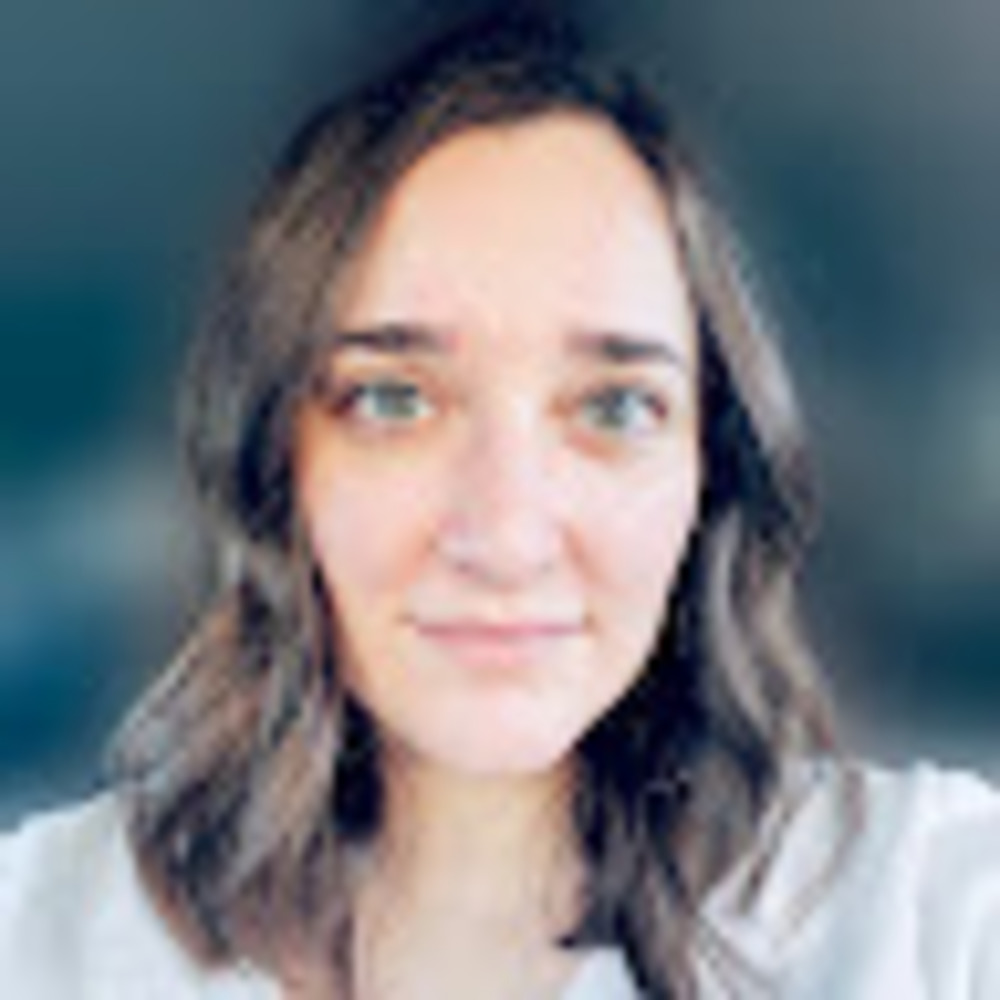 Meet your Posher, Ileana